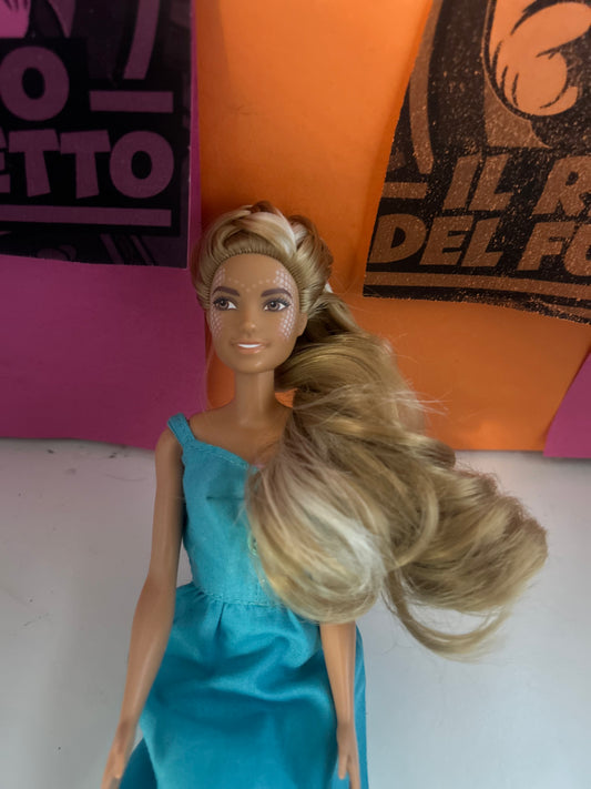 Barbie Color Reveal Fantasy Fashion Sirena med