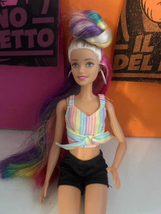 Barbie con Capelli Lunghi Arcobaleno